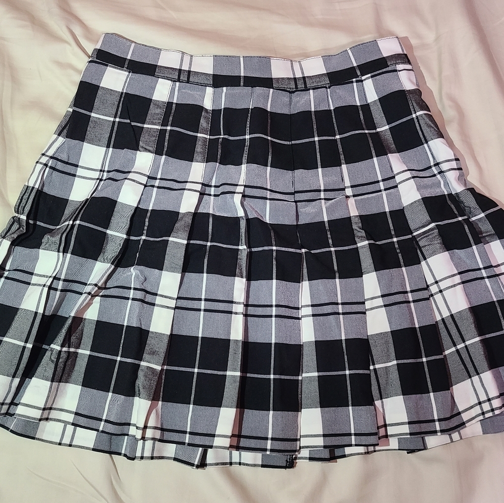 NWOT Lash Next Door Too Cool For School Skirt
